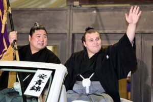 Aonishiki wins 2nd straight title, eyes promotion to yokozuna
            
                January 26, 2026