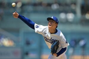 MLB/ Yoshinobu Yamamoto strikes out 10 as Dodgers take series from Phillies with 9-1 win
                
                    June 1, 2026