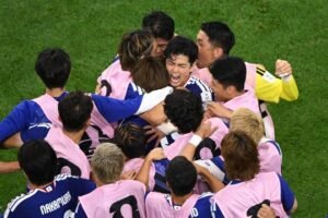 SOCCER/ Daichi Kamada’s late header gives Japan a 2-2 draw with the Netherlands in World Cup opener
                
                    June 15, 2026