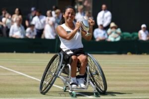 TENNIS/ Kamiji powers her way to first Wimbledon title with new racket
                
                    July 13, 2026